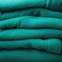 Miękki koc polarowy turkusowy – gruby polar 300 g/m², ciepły i przyjemny w dotyku materiał