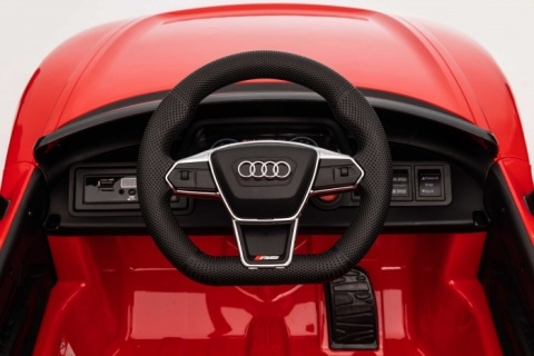 Wnętrze Audi RS e-tron GT dla dzieci – sportowa kierownica i panel sterowania