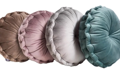 Okrągłe poduszki velvet w pastelowych kolorach – dekoracyjne poduszki do domu