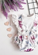 Body z bloomersami dla dziewczynki w kwiaty – falbanki i kokardki, detal produktu