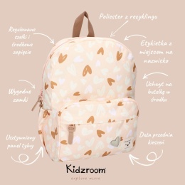 Plecak dziecięcy Kidzroom w serduszka z regulowanymi szelkami, kieszenią na butelkę i usztywnionym panelem