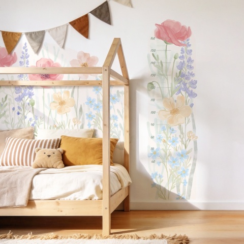 Miarka wzrostu z kwiatami boho w pokoju dziecka – pastelowa dekoracja ścienna Wiosenny Ogród