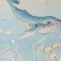 Tapeta z wielorybem do pokoju dziecka – akwarelowy motyw oceanu w pastelowych odcieniach błękitu