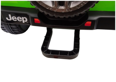 Stopień ułatwiający wsiadanie do Jeepa Rubicon 4x4 dla dzieci