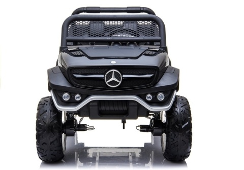 Auto na akumulator Mercedes Unimog czarne – widok z przodu