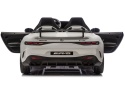 Mercedes GT63 AMG na akumulator dla dzieci widok z tyłu z efektownymi światłami LED