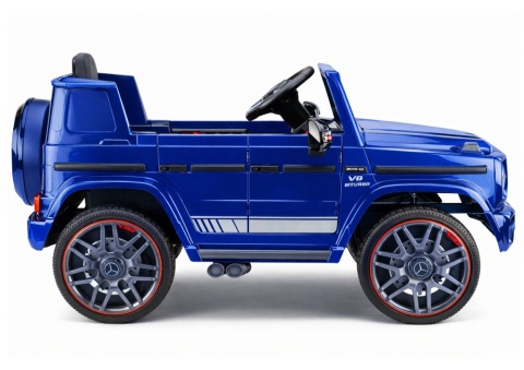 Niebieski Mercedes AMG G63 dla dzieci z dużymi kołami EVA – widok boczny.
