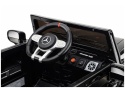 Kokpit i kierownica w aucie na akumulator Mercedes AMG G63 dla dzieci.