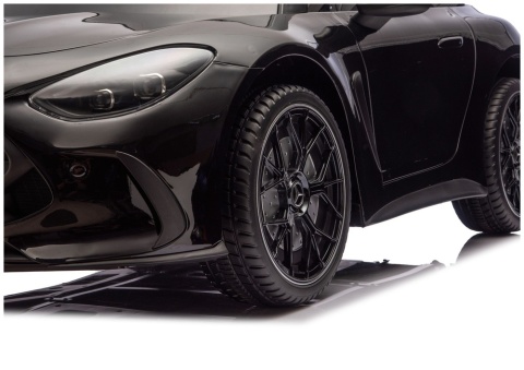 Miękkie koła EVA w Mercedesie GT63 AMG 24V dla dzieci
