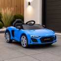 Niebieskie Audi R8 Lift A300 – auto na akumulator dla dzieci w ogrodzie