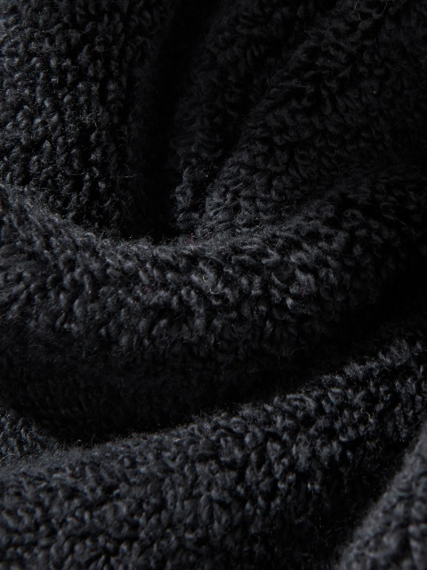 Struktura bawełny frotte 500 g m2 w czarnym ręczniku Libre z białą bizą
