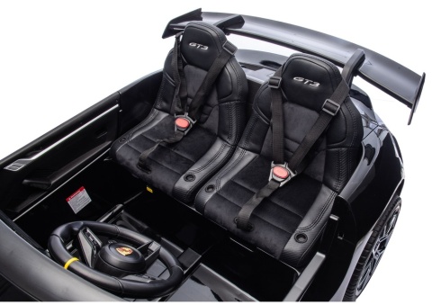 Fotele z ekoskóry i pasy bezpieczeństwa w aucie na akumulator Porsche GT3 dla dzieci