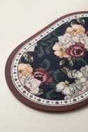 Zbliżenie na krawędź dywanika uniwersalnego FLORAL Dark z antypoślizgowym wykończeniem