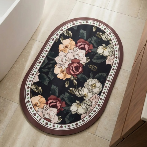 Uniwersalny dywanik dekoracyjny FLORAL Dark 50x80 cm w łazience z eleganckim kwiatowym motywem