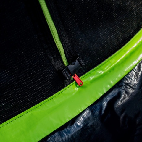 Zamek zabezpieczający wejście do trampoliny Leansport z siatką wewnętrzną i dodatkową klamrą bezpieczeństwa